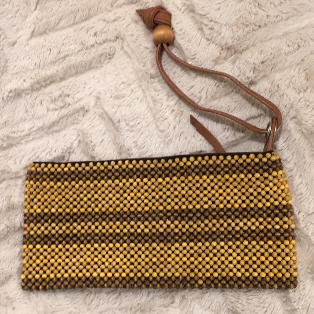 cute beaded clutch - Picture 6 of 7